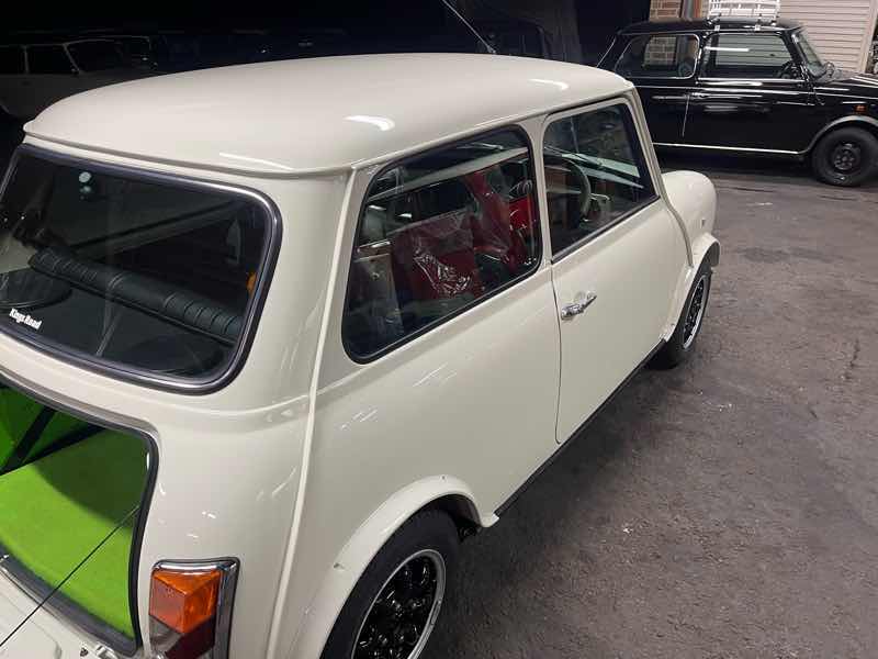 1000ccミニも、、、、！！