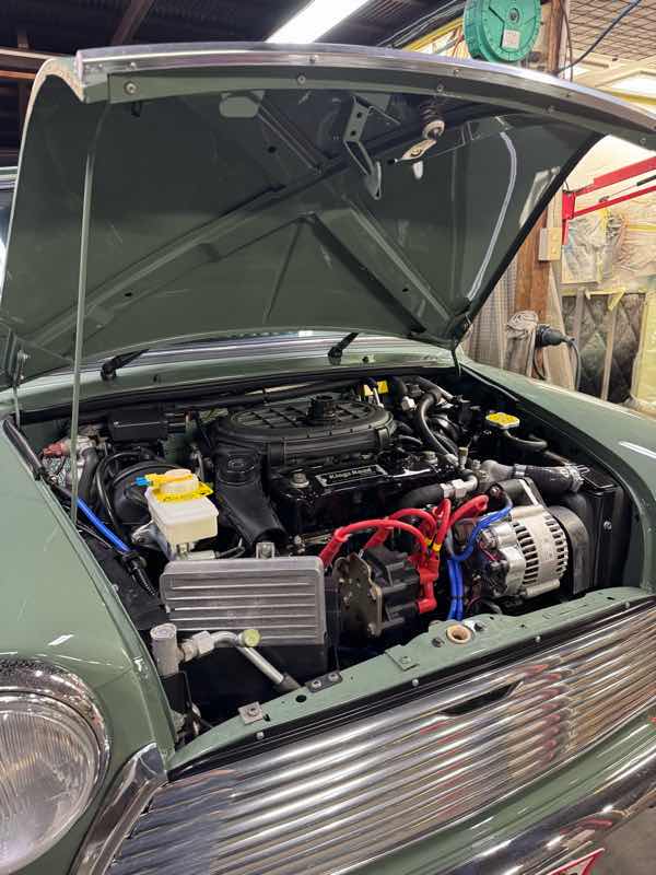 スペシャルミニのエンジン鳴らし…出来立てほやほやの